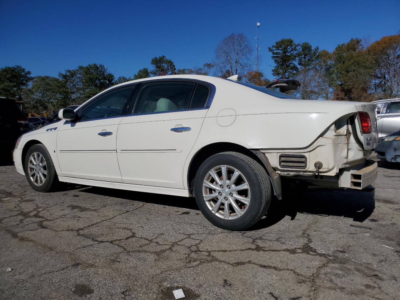 Lot #3025708324 2010 BUICK LUCERNE CX