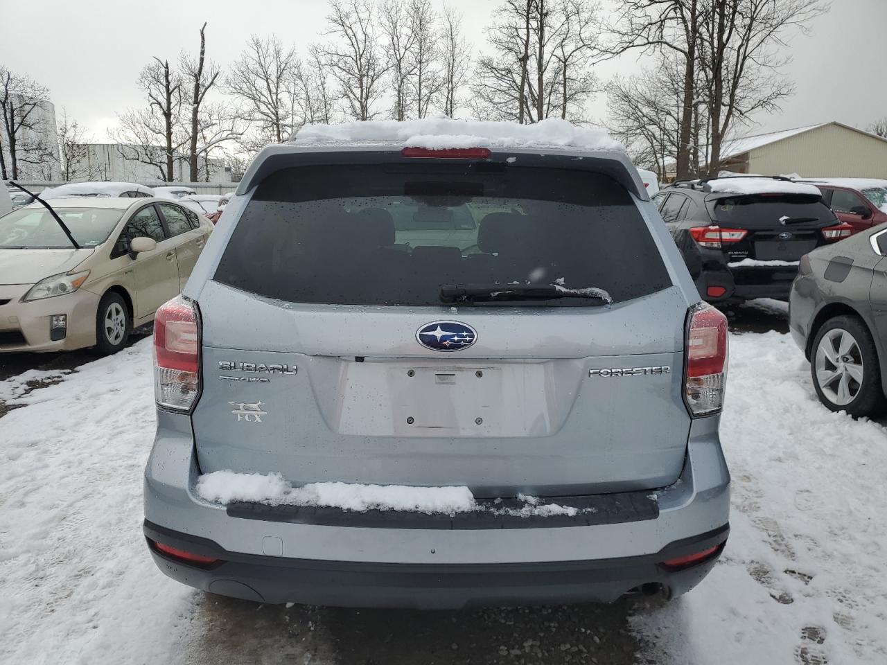 Lot #3040717766 2018 SUBARU FORESTER 2