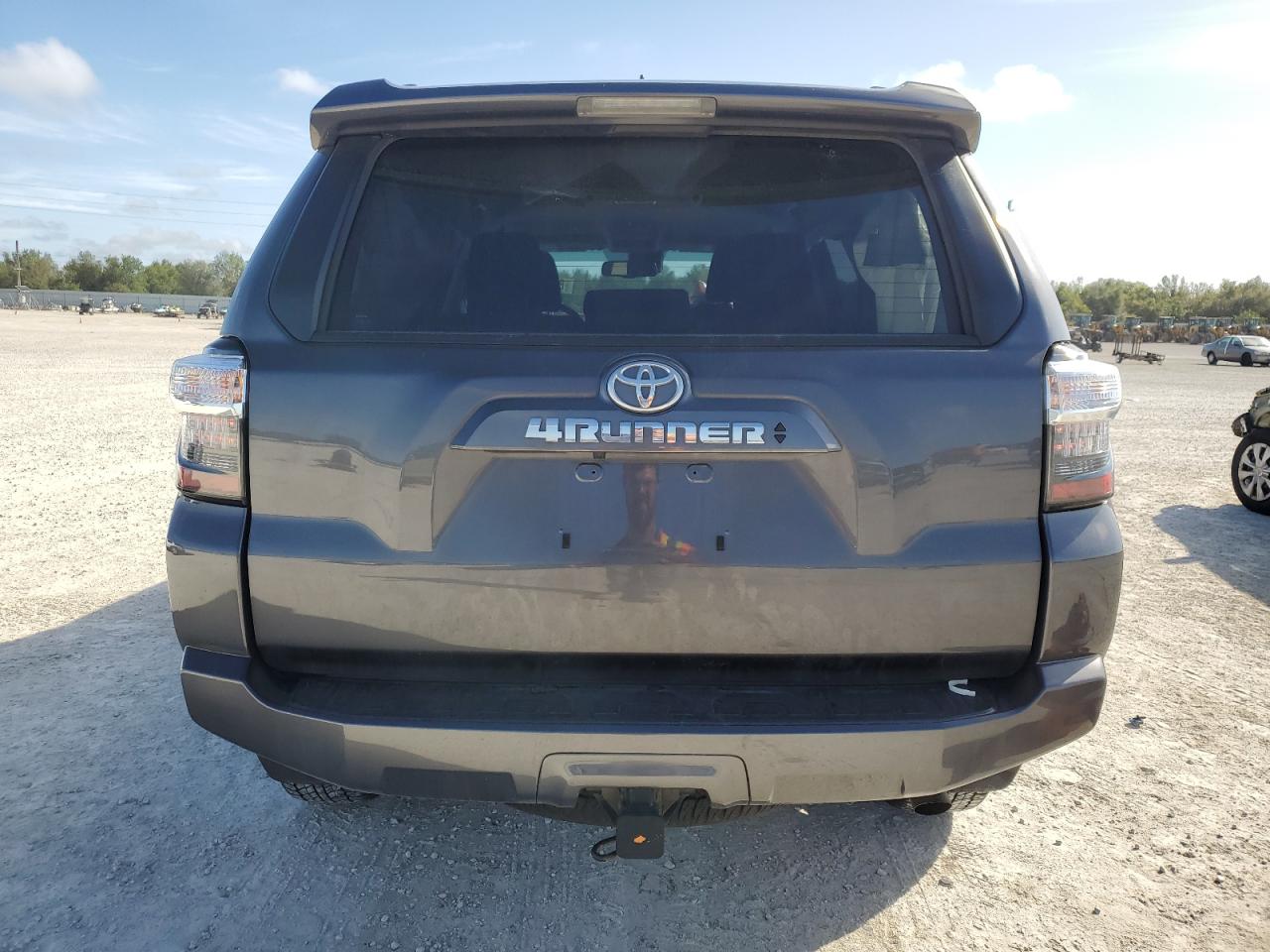 Lot #3033163180 2023 TOYOTA 4RUNNER SR