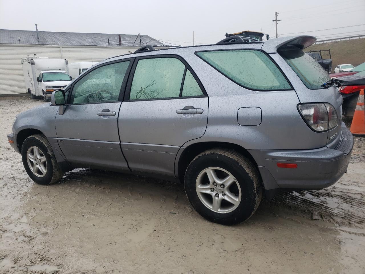 Lot #3028351804 2001 LEXUS RX 300