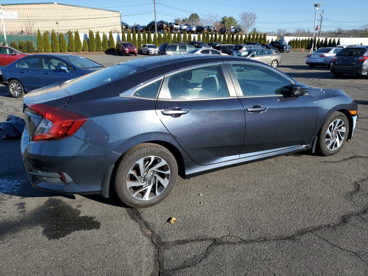 Lot #3025718369 2016 HONDA CIVIC EX