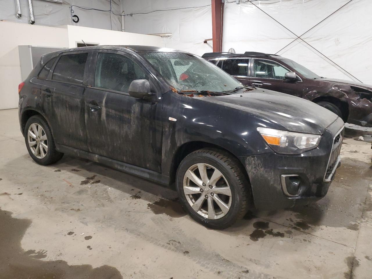 MITSUBISHI OUTLANDER ES