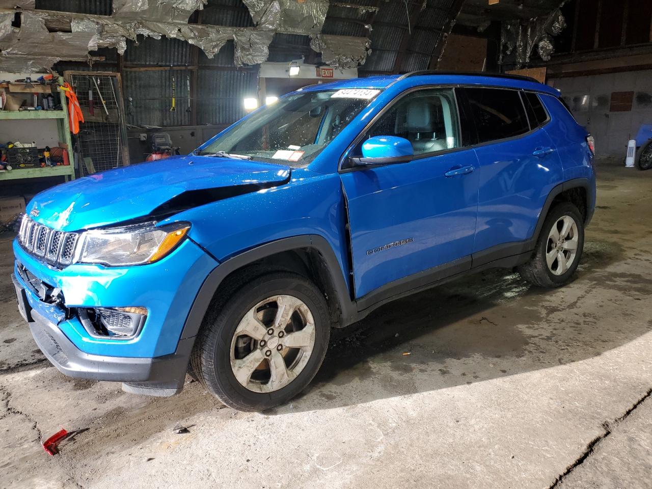 3C4NJDBBXJT483168 JEEP COMPASS LA 2018