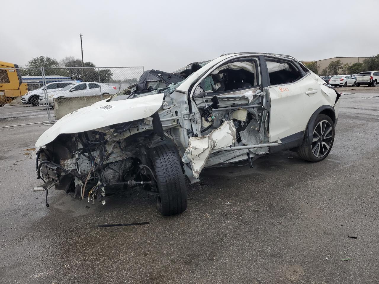 NISSAN ROGUE SPORT S