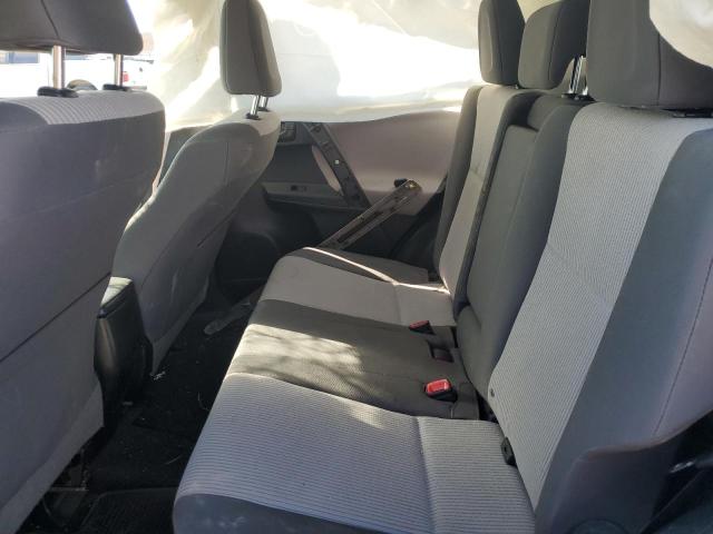 2015 TOYOTA RAV4 LE - JTMZFREV8FD057045