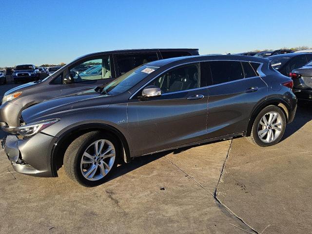 2017 INFINITI QX30 BASE #3037887264