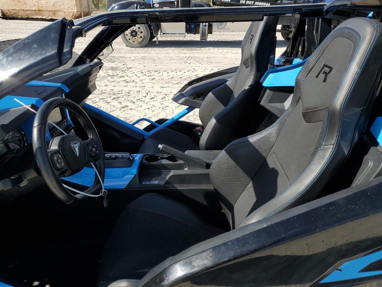 Lot #3025581058 2020 POLARIS SLINGSHOT