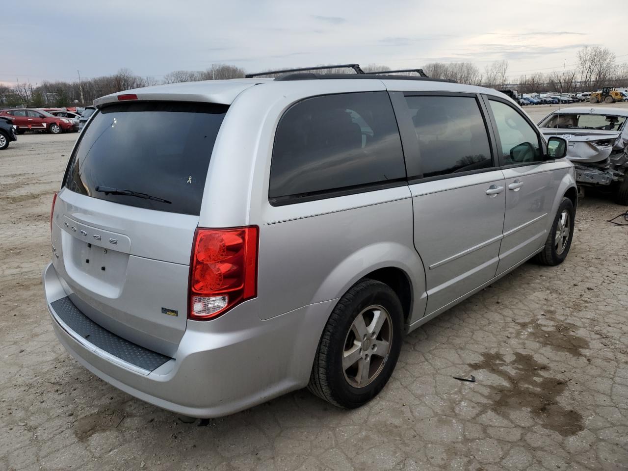 Lot #3053086625 2012 DODGE GRAND CARA