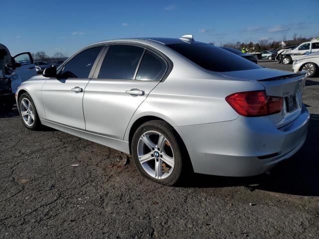 VIN WBA3B3C53DJ810493 2013 BMW 3 SERIES no.2