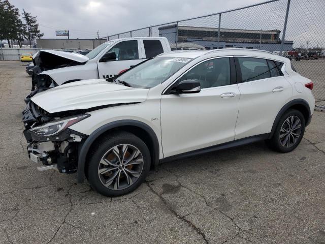 2018 INFINITI QX30 BASE #3037054758