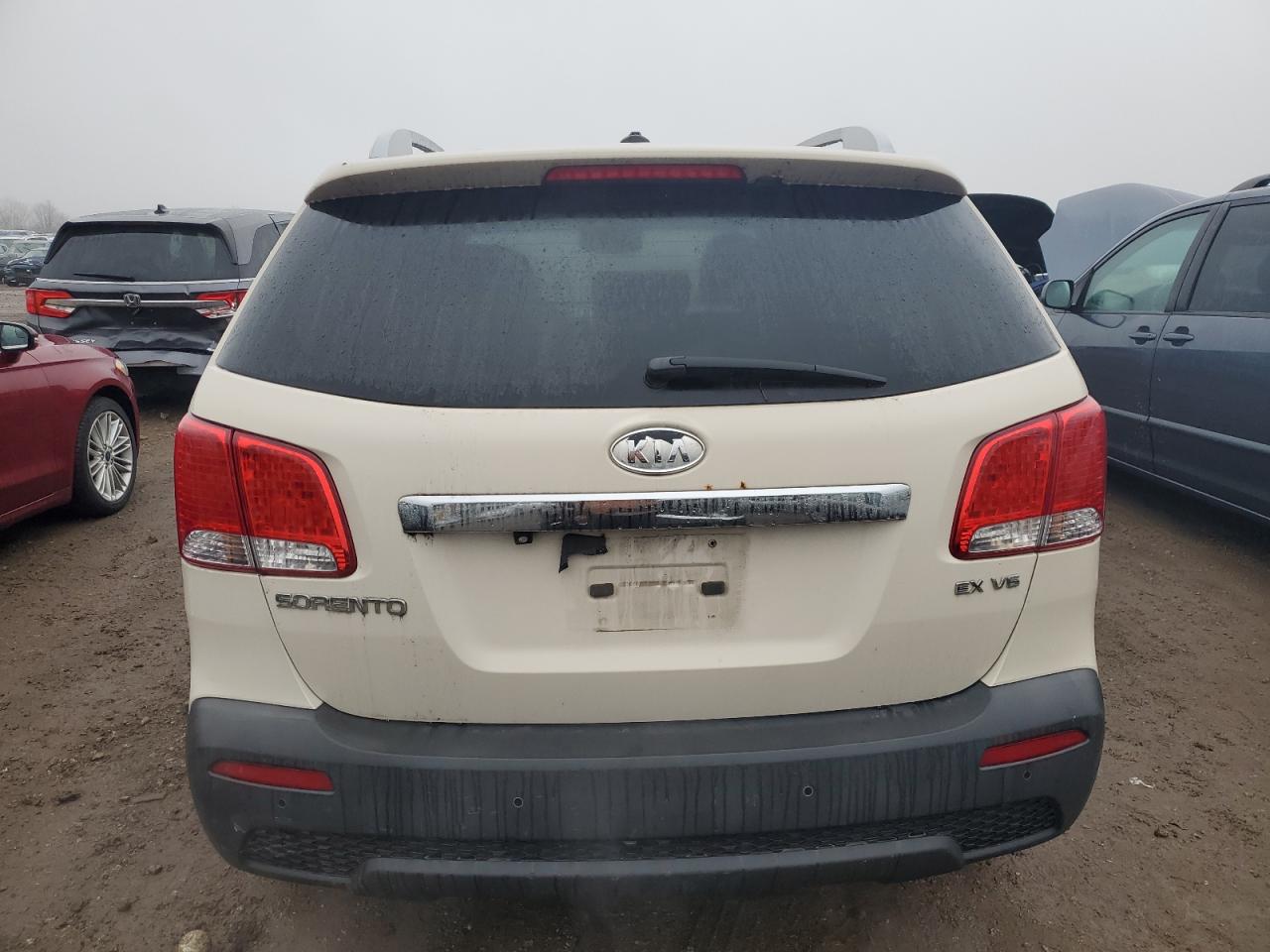 Lot #3038000220 2011 KIA SORENTO EX