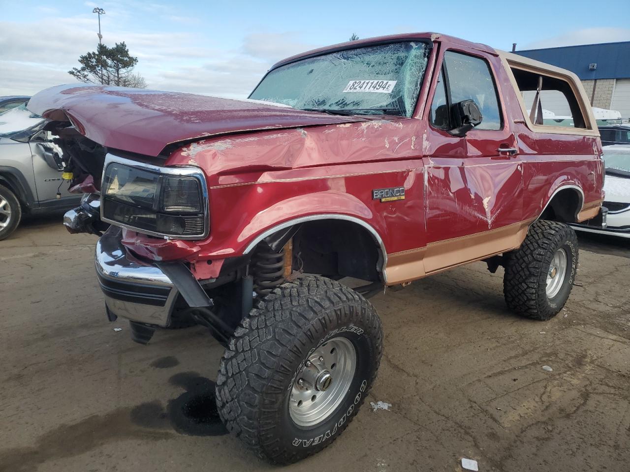  Salvage Ford Bronco