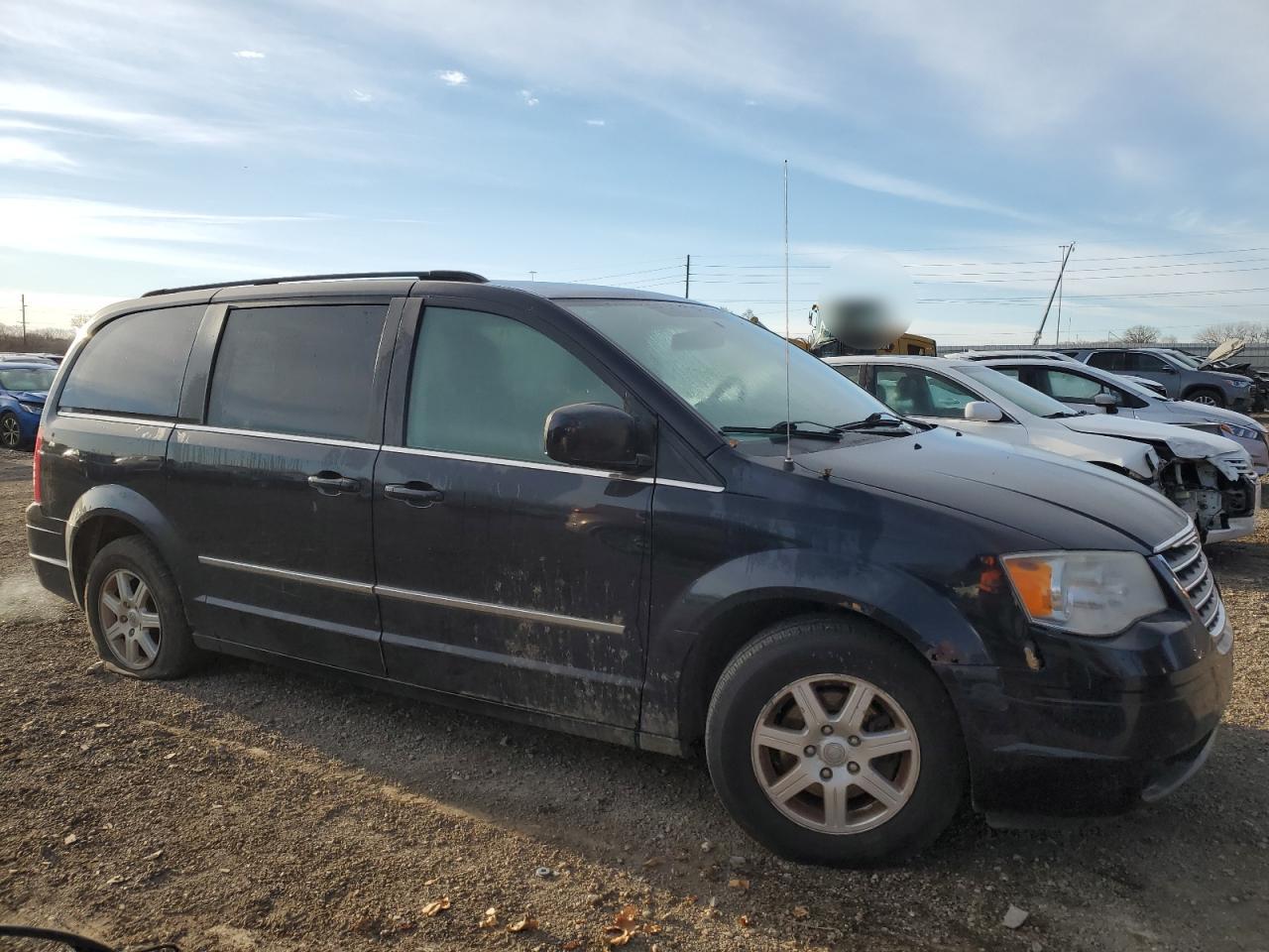 Lot #3050543085 2010 CHRYSLER TOWN AND C