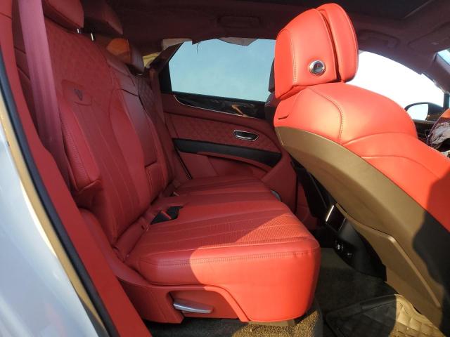2022 BENTLEY BENTAYGA SJAAM2ZV6NC039590
