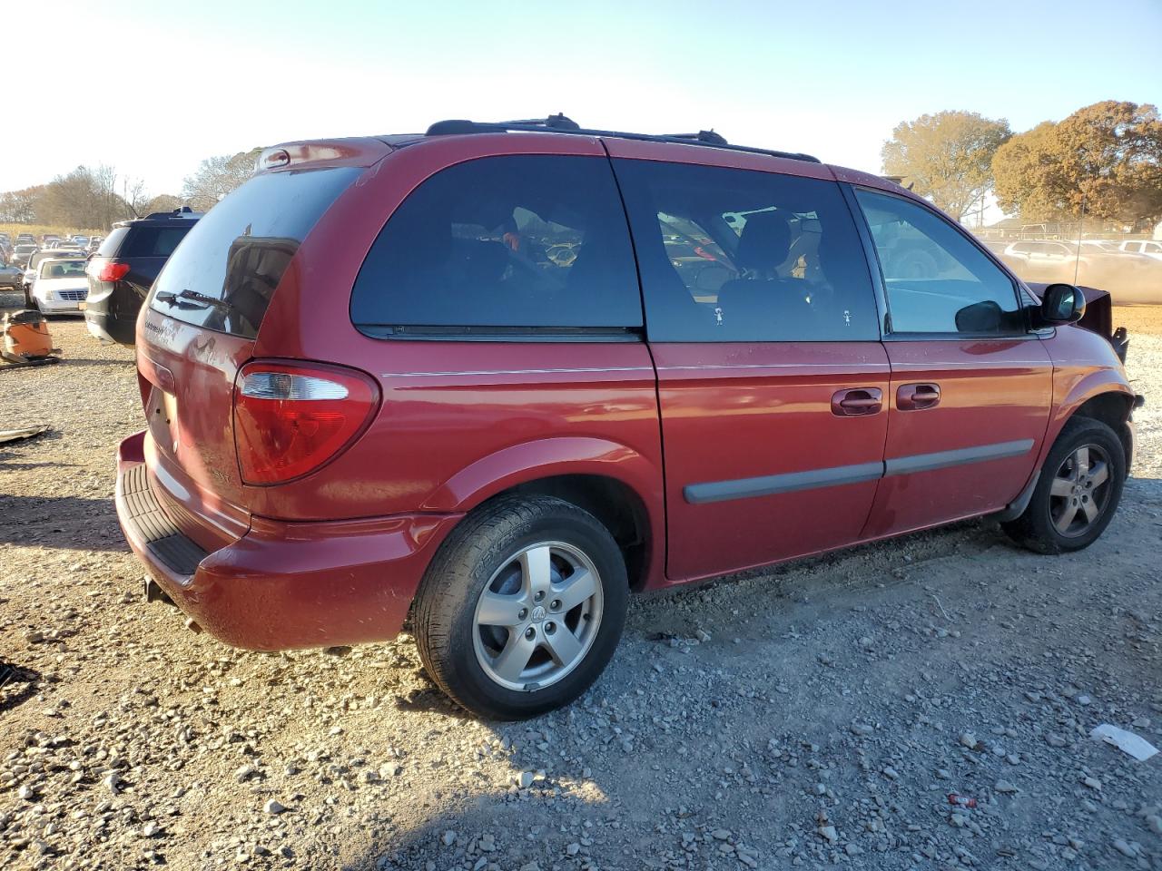 Lot #3048526862 2005 DODGE CARAVAN SX