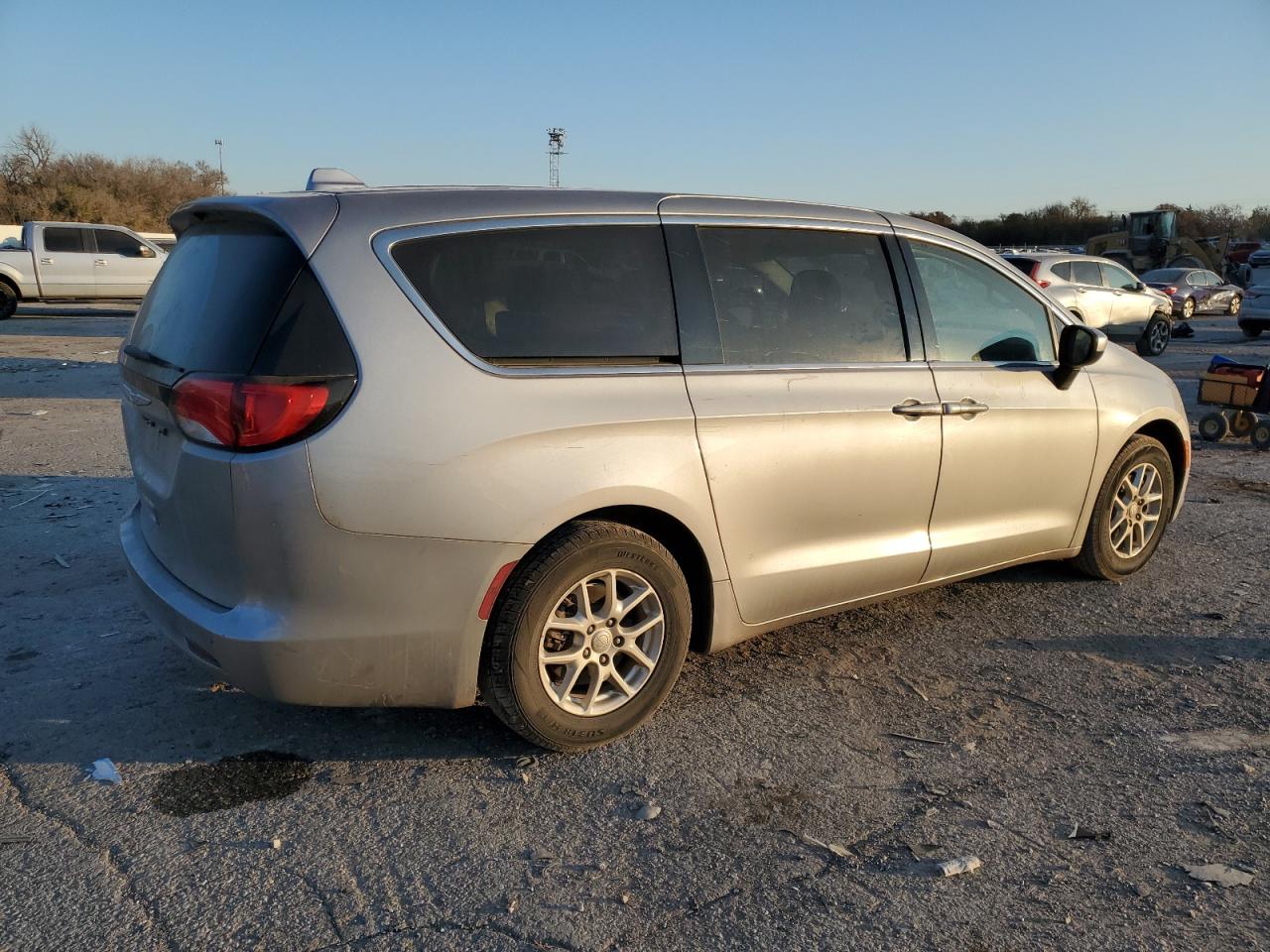 CHRYSLER PACIFICA LX