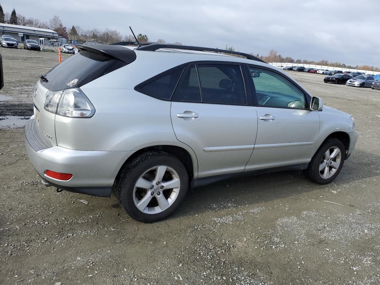 Lot #3033557107 2004 LEXUS RX 330