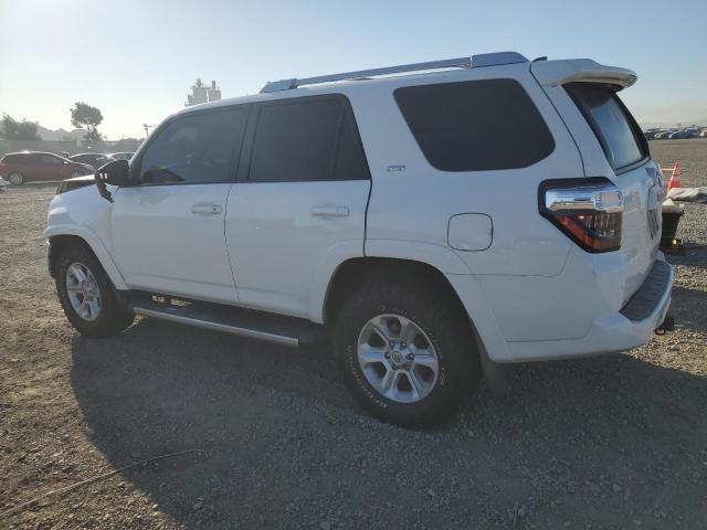 TOYOTA 4RUNNER 2016 white  gas JTEZU5JR9G5140451 photo #3