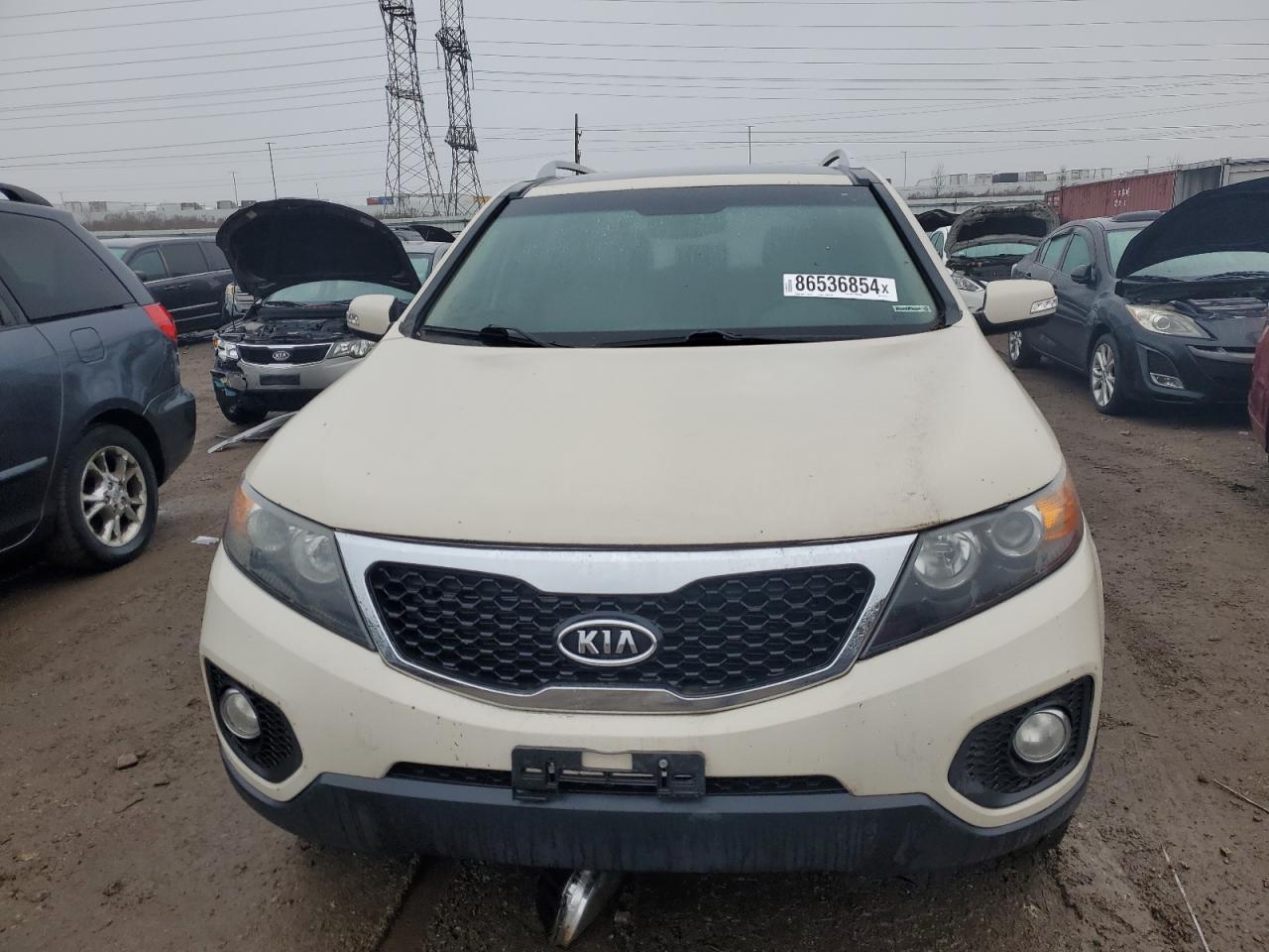 Lot #3038000220 2011 KIA SORENTO EX