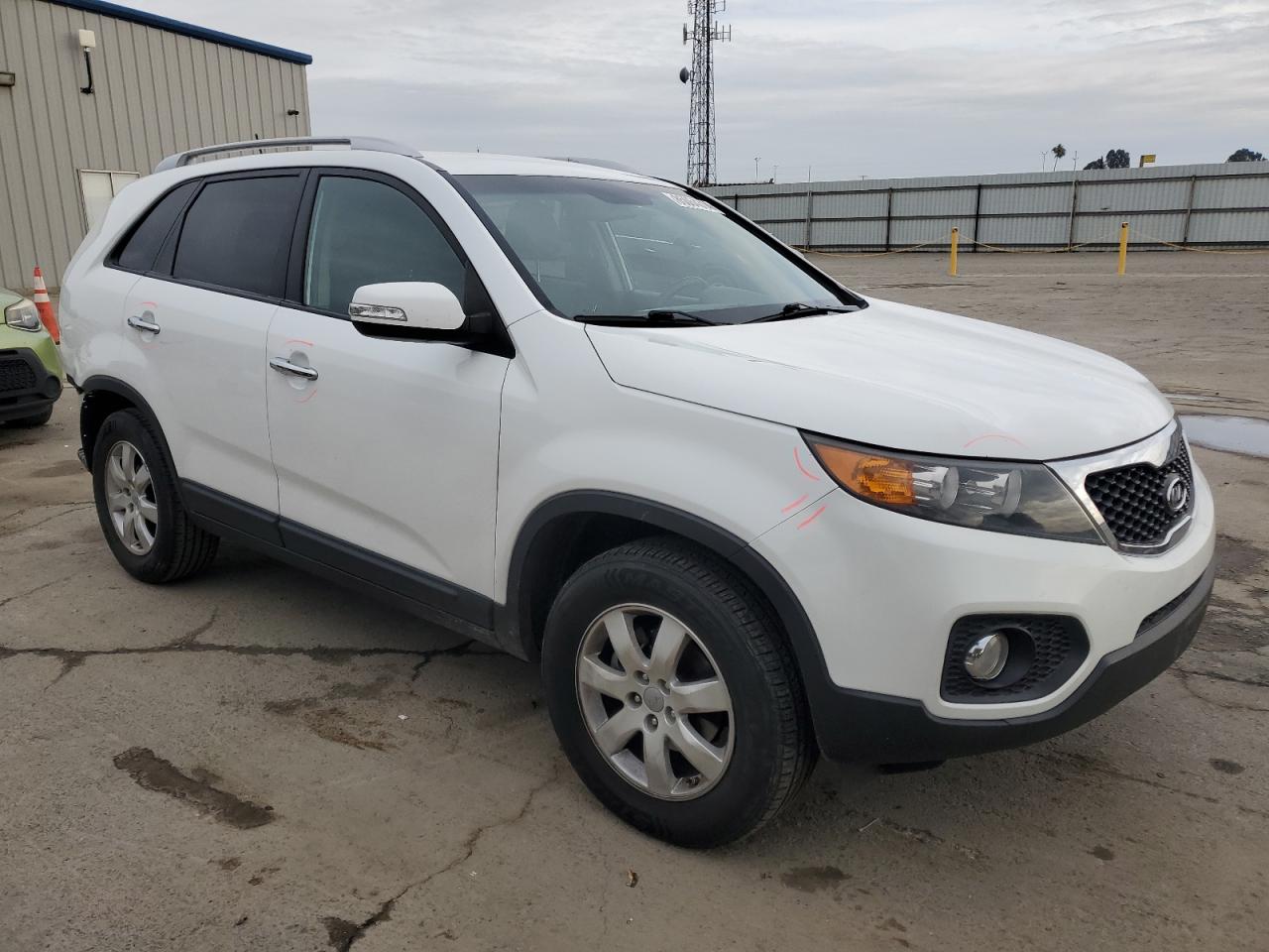 Lot #3025697326 2013 KIA SORENTO LX