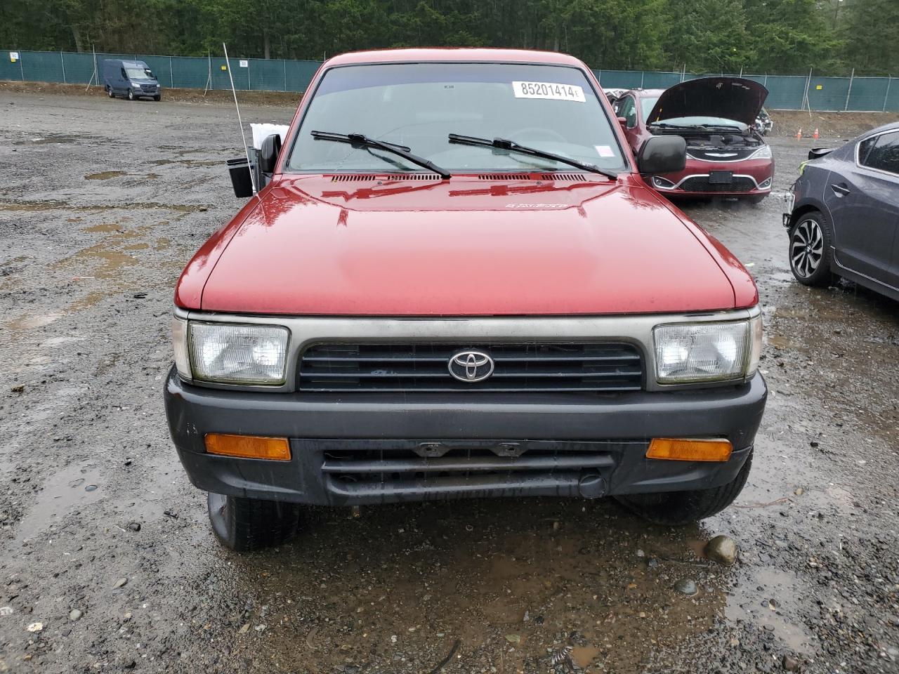 Lot #3033053013 1993 TOYOTA 4RUNNER RN