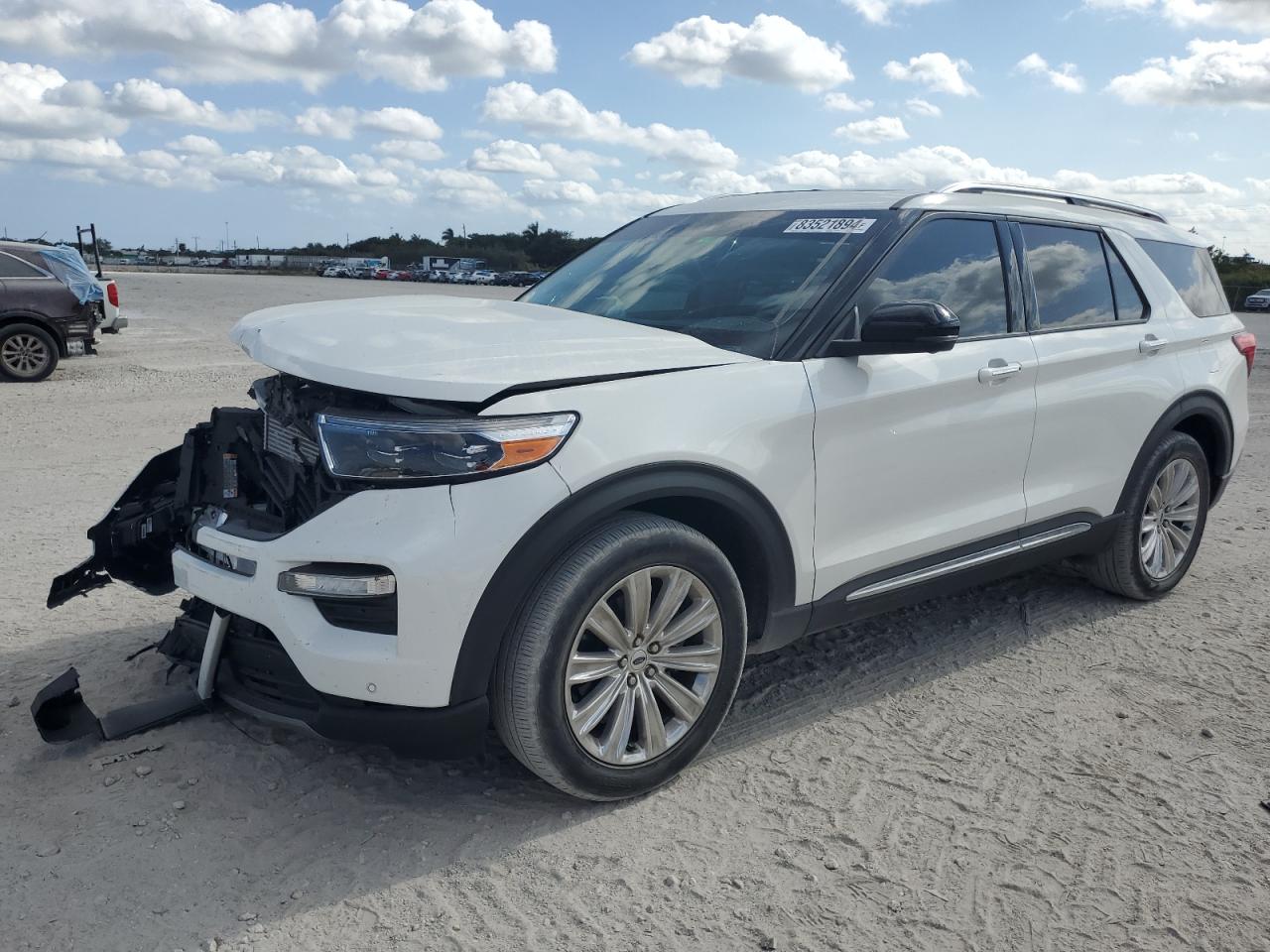  Salvage Ford Explorer