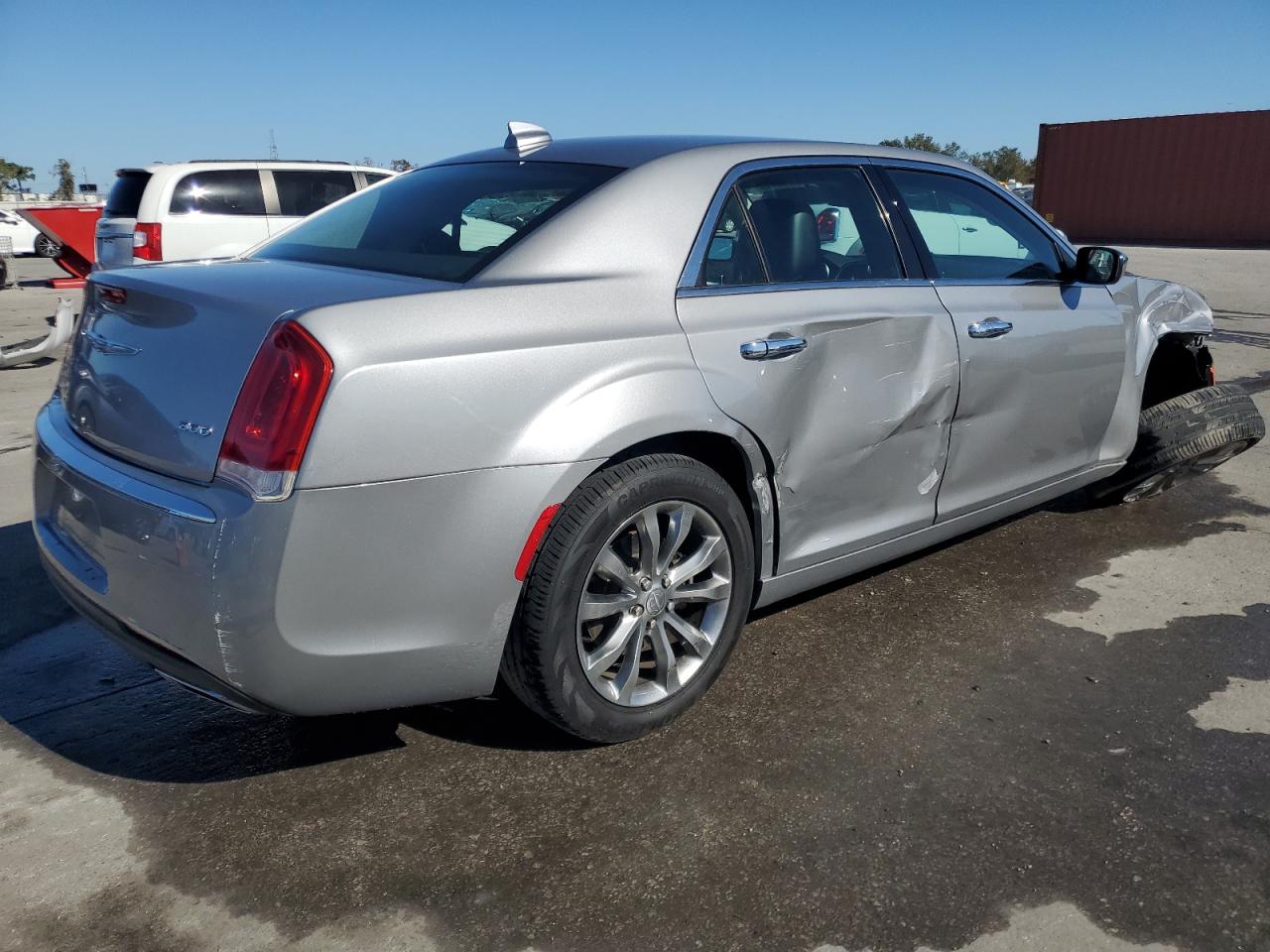 Lot #3029603141 2018 CHRYSLER 300 LIMITE