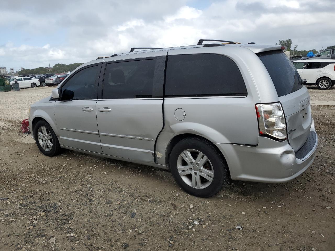 Lot #3027013882 2011 DODGE GRAND CARA