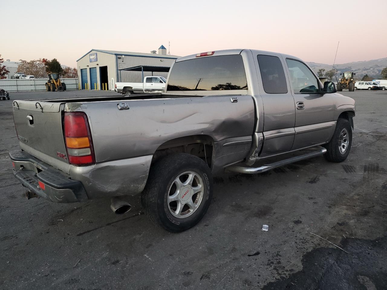 Lot #3022723412 2001 GMC SIERRA K15