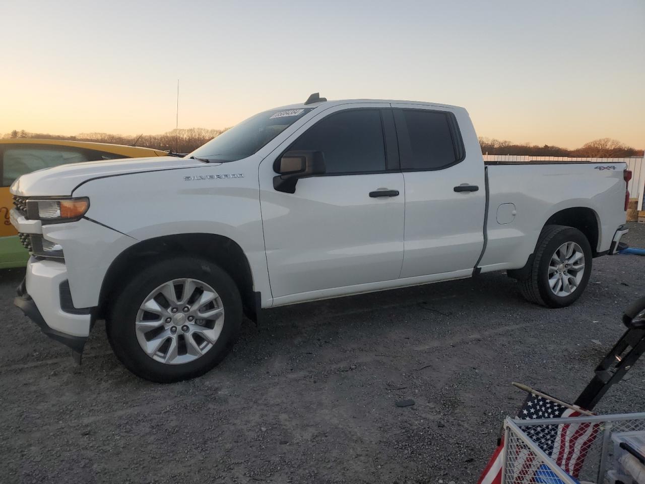 CHEVROLET SILVERADO K1500 CUSTOM