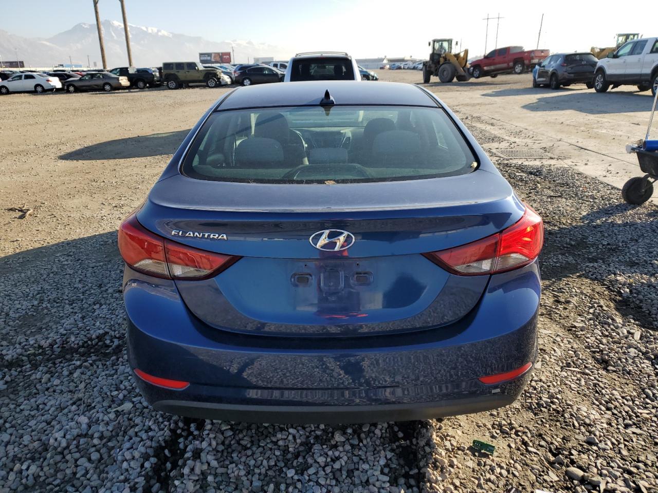 Lot #3024715613 2015 HYUNDAI ELANTRA SE