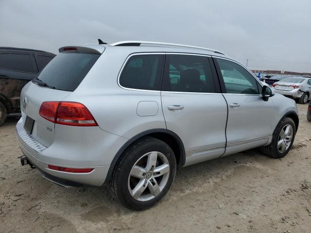 VIN WVGEP9BPXDD007743 2013 VOLKSWAGEN TOUAREG no.3