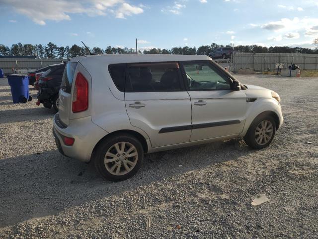 VIN KNDJT2A62D7619075 2013 KIA SOUL no.3