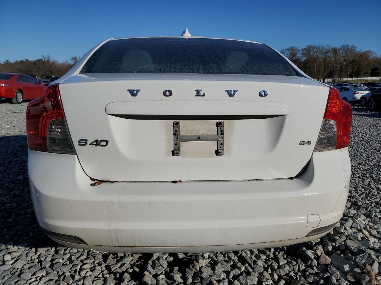 Lot #3033139990 2009 VOLVO S40 2.4I