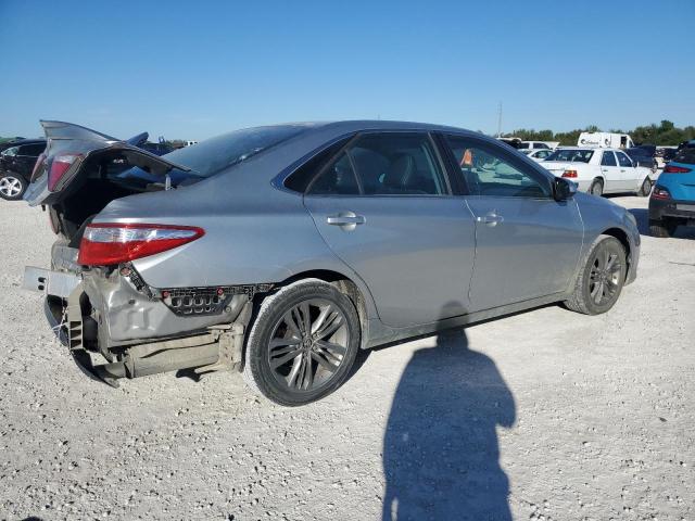 VIN 4T1BF1FK6GU169850 2016 TOYOTA CAMRY no.3