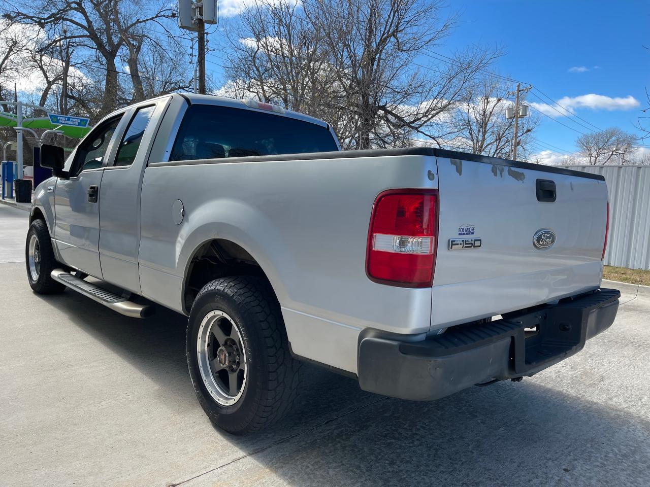 Lot #3041972217 2005 FORD F150