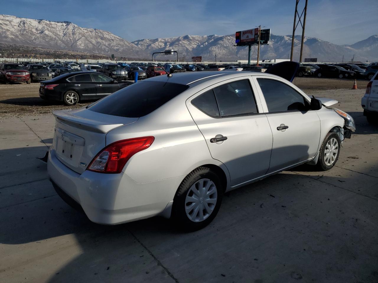 Lot #3024715620 2015 NISSAN VERSA S