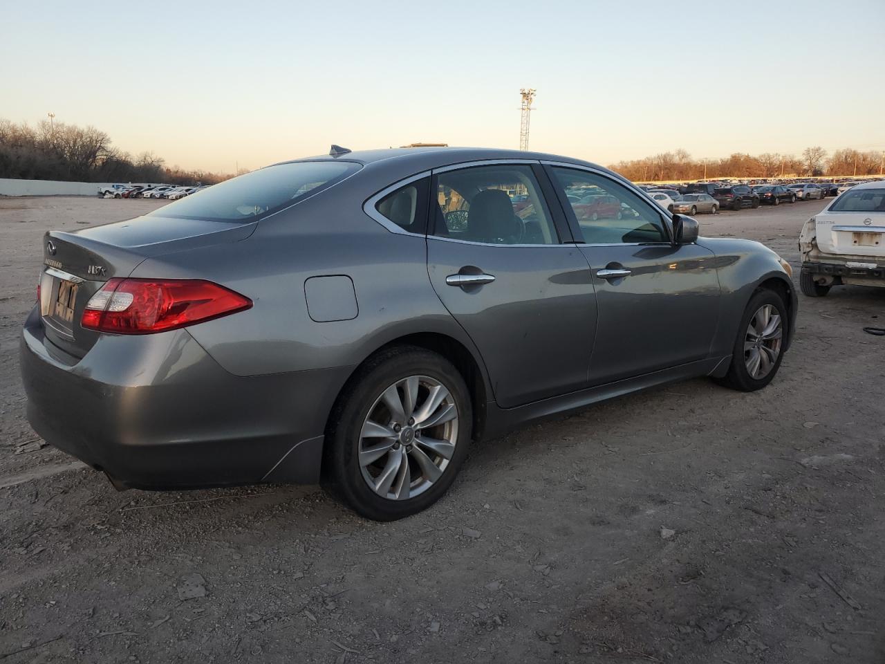 Lot #3041758410 2011 INFINITI M37 X