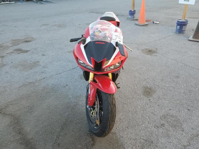 HONDA CBR600 RR 2024 red  gas JH2PC40J0RK100226 photo #3