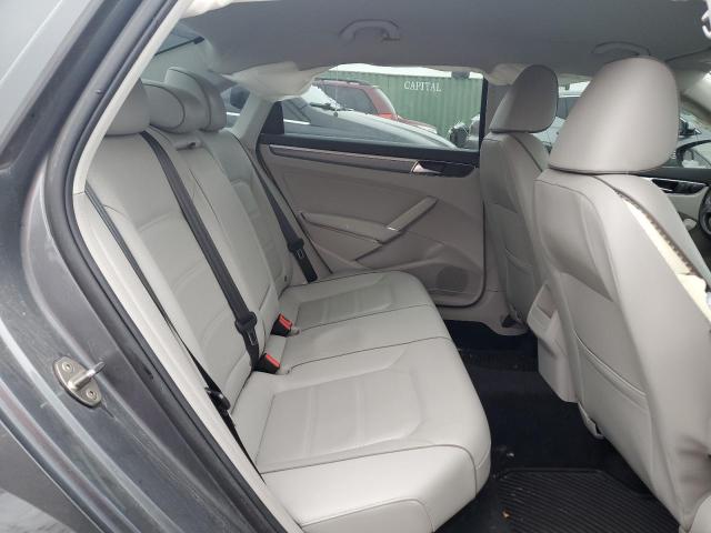 2018 VOLKSWAGEN PASSAT S - 1VWAA7A33JC025071