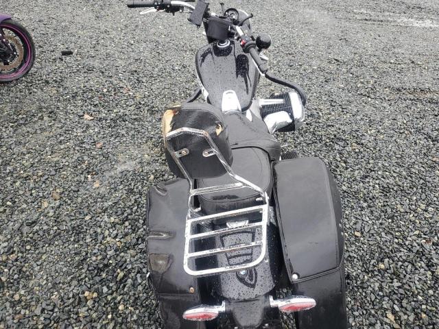 2021 BMW R18 CLASSI WB10L2303M6E17677