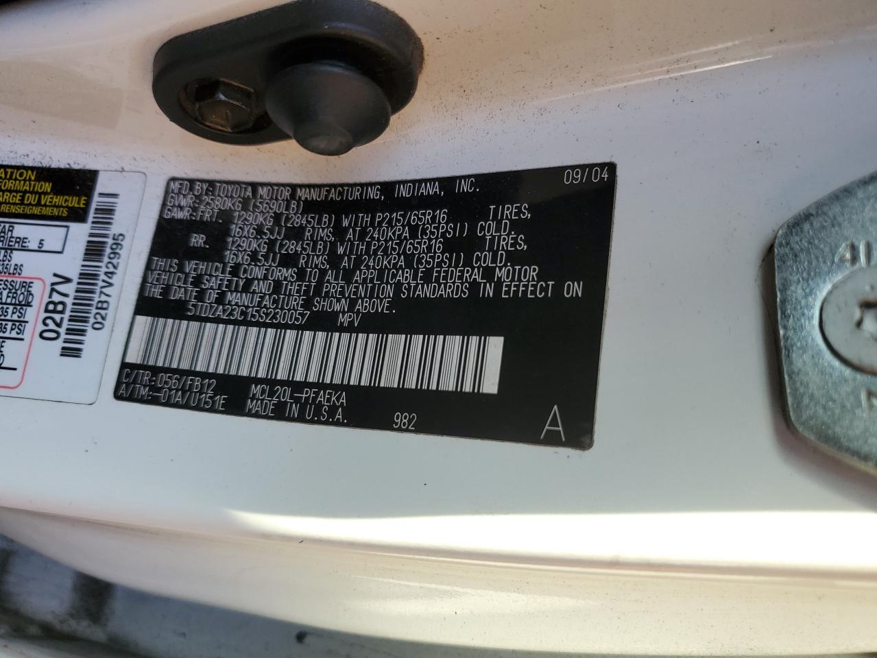 Lot #3032994001 2005 TOYOTA SIENNA CE