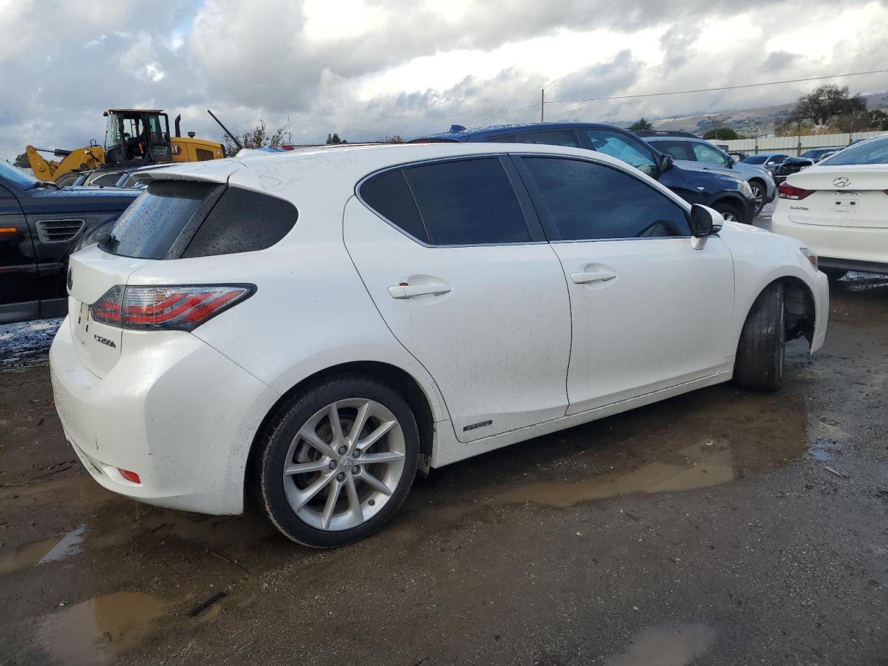 Lot #3051287677 2011 LEXUS CT 200