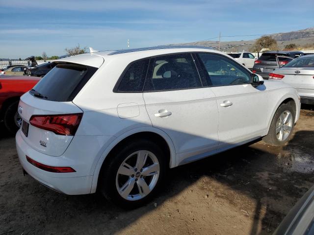 AUDI Q5 PREMIUM 2018 white  gas WA1ANAFY2J2020324 photo #4