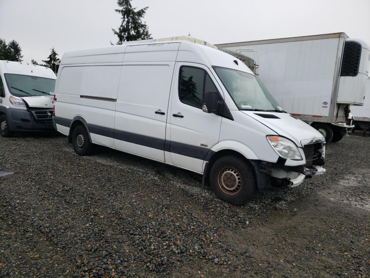 Lot #3034321090 2013 FREIGHTLINER SPRINTER 2