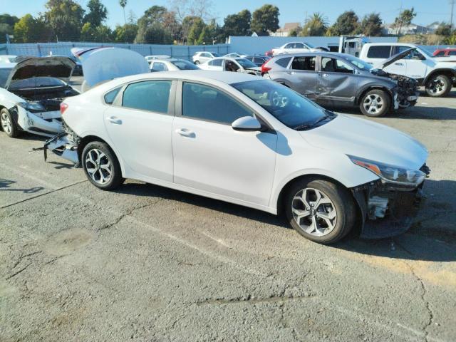 VIN 3KPF24AD4ME311361 2021 KIA FORTE no.4