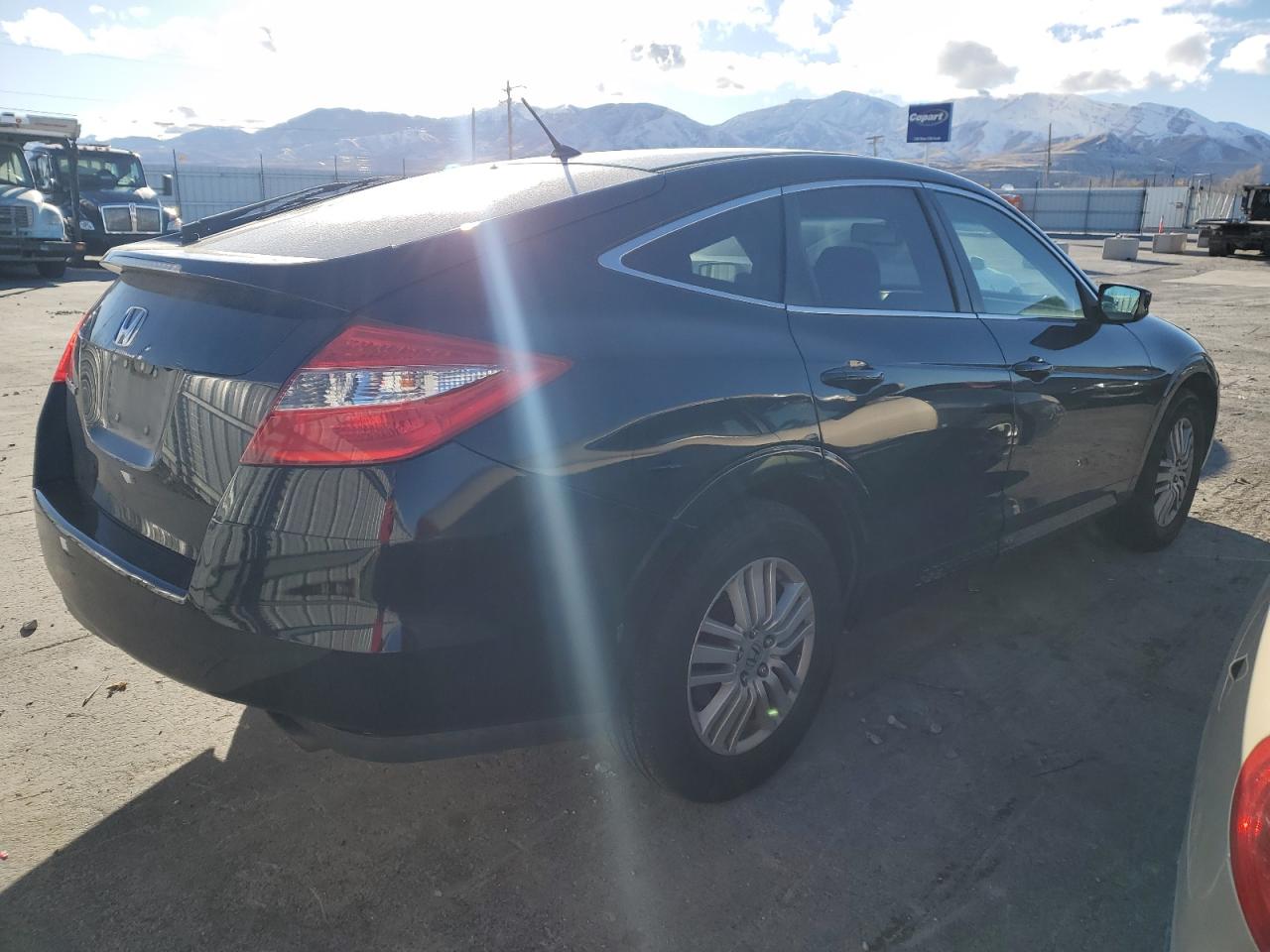 Lot #3026090104 2012 HONDA CROSSTOUR