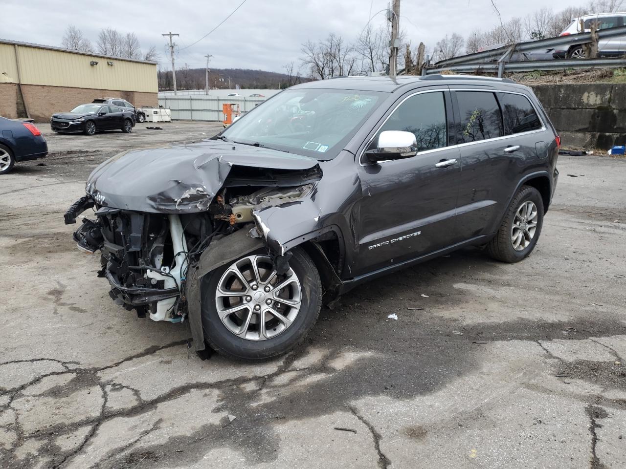  Salvage Jeep Grand Cherokee