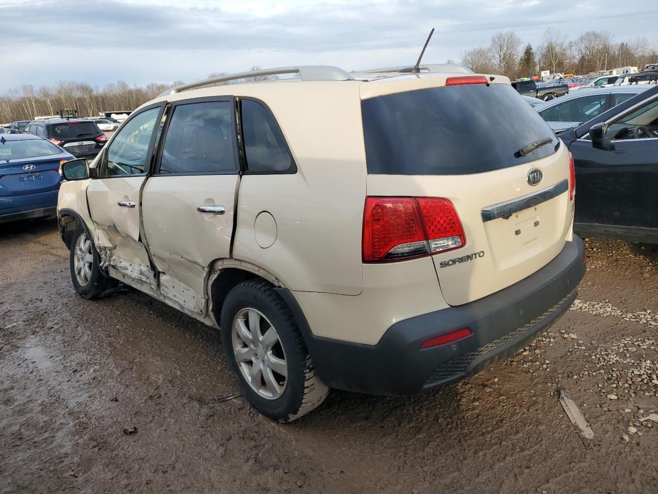 Lot #3048267813 2011 KIA SORENTO BA