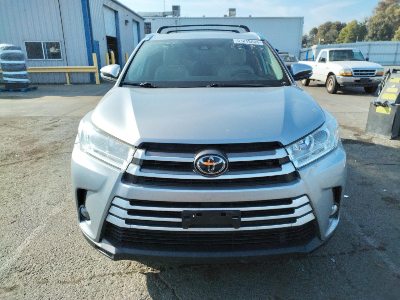 Lot #3030385472 2019 TOYOTA HIGHLANDER